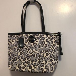 Coach Gray / Multi-Color Tote patent leather bag
